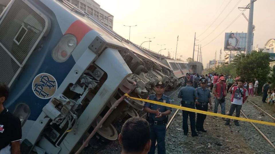 PNR TRAIN derails